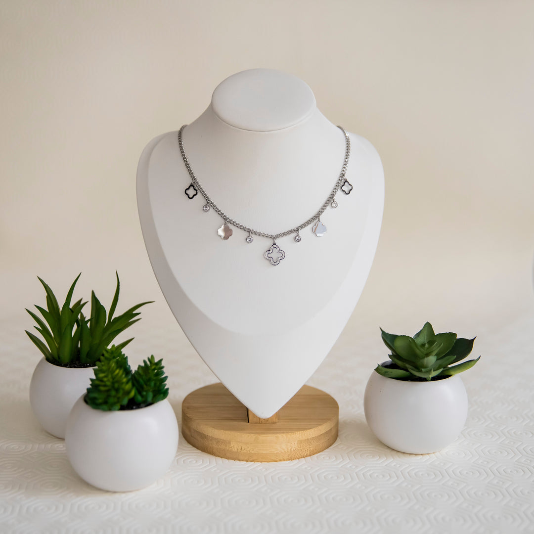Collier 81